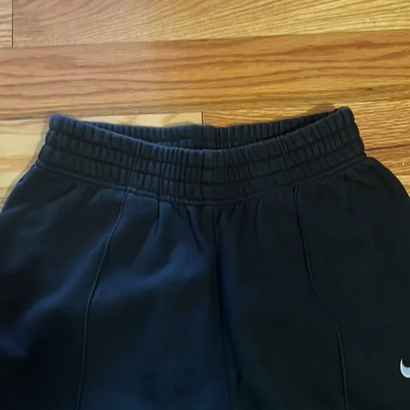 Nike essentials sweatpants - Picture 6 of 7